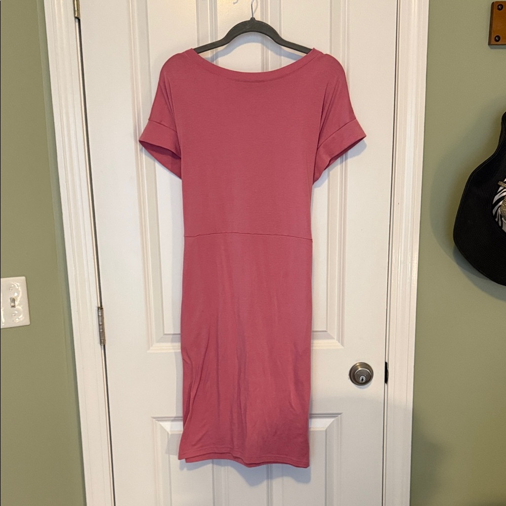 Chic Rose Midi Dress